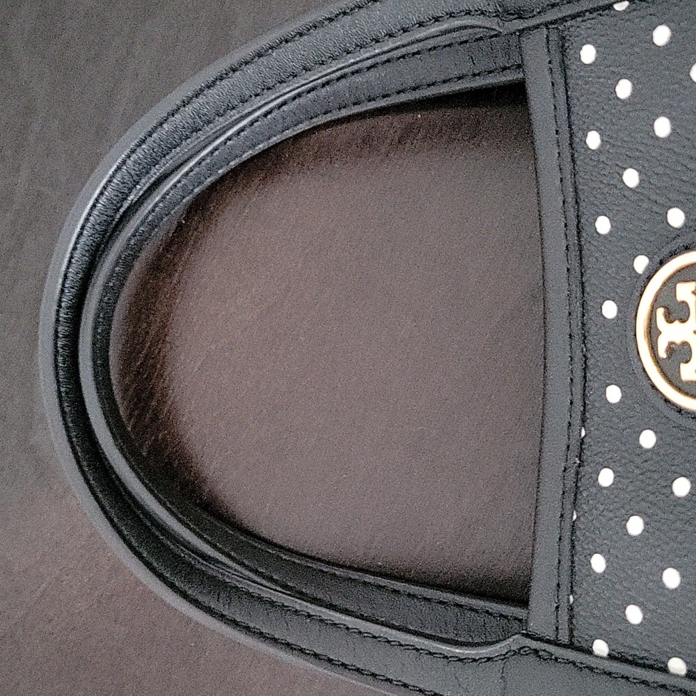 Tory Burch Kerrington Crossbody Tote - Picture 6 of 14